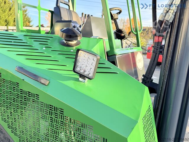 4-way forklift Combilift CB4000 GAS TRIPLEX 5200 POSITIONER