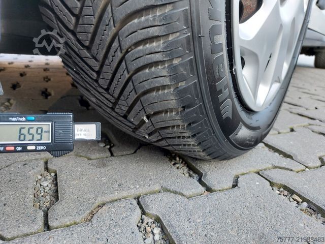 Furgon blaszak FORD Transit Connect L2 1,6 TDCI - Klima