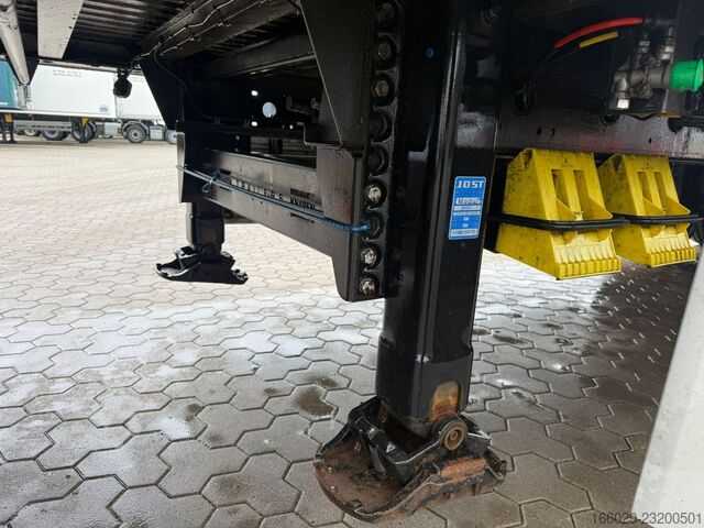 Sơ mi rơ moóc sàn di động KNAPEN K100 Schubboden 92m³ 10mm Boden