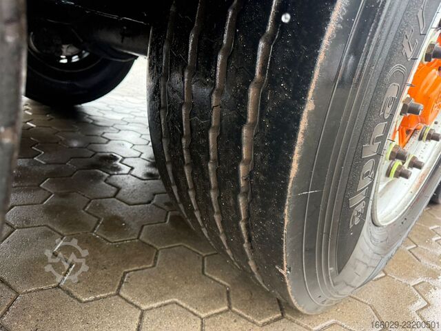 Sơ mi rơ moóc sàn di động KNAPEN K100 Schubboden 92m³ 10mm Boden