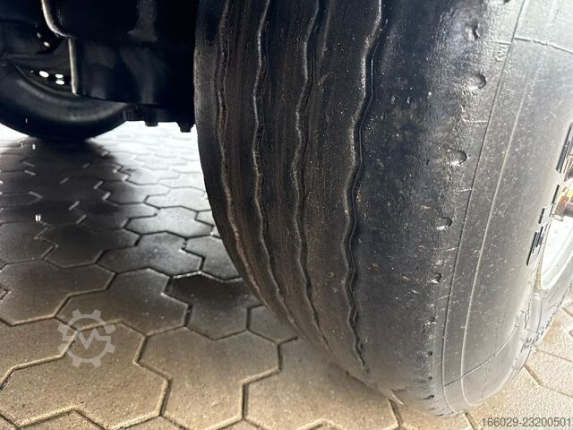 Sơ mi rơ moóc sàn di động KNAPEN K100 Schubboden 92m³ 10mm Boden
