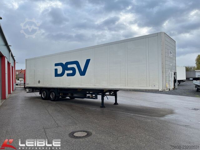 Напівпричіп-фургон SCHMITZ CARGOBULL SKO18/2 Achs-Koffer*Reifen 60-70%*Rolltor*