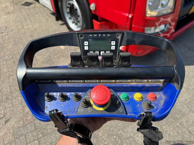 شاحنة رافعة MAN TGX 26.480 XXL 6X2 HMF 2620 CRANE + BDF BODY + ...