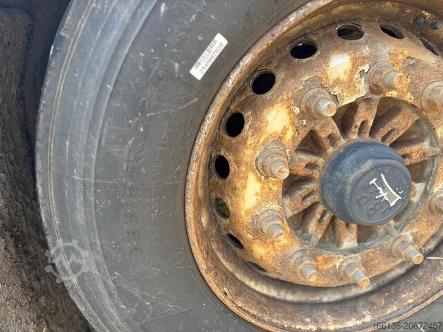 Semi-remorque Krone Box Liner SDC 27 eLTU4