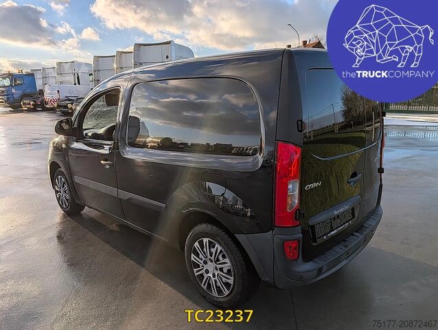 Fourgon tôlé Mercedes-Benz Citan
