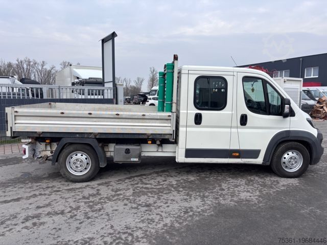 Autoutilitară basculantă PEUGEOT Boxer DoKa Dreiseitenkipper L3 BlueHDi AHK E6