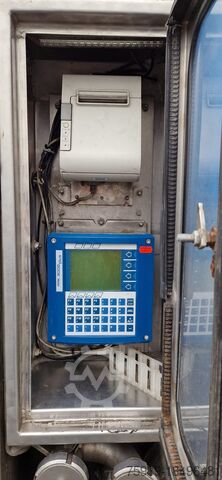 Truk tangki MAN TGS 26.400 (6x2)