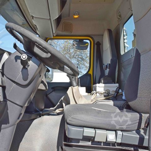 Самосвален камион RENAULT KERAX 410 DXI* KIPPER 6,00m + BORDMATIC/ 8x4