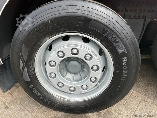 起重卡车 Volvo FM 400 + HIAB 800 HIPRO E-7 + 8X2 + EURO 5