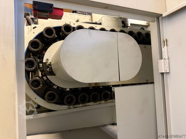 Pusat permesinan CNC vertikal Quaser MV 154 PL/12