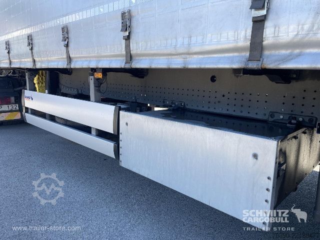 Otvorený náves s plachtou Schmitz Cargobull Semitrailer Curtainsider Standard