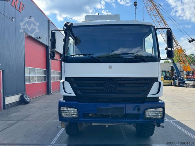 Prikolica s platformom Mercedes-Benz 1829 A 4x4 Axor - R