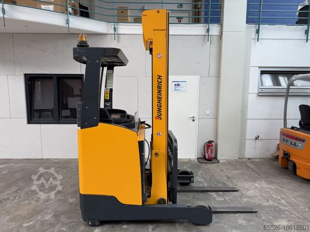 Reach Truck Jungheinrich ETV 214 / 5355 Std.
