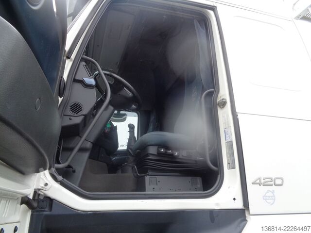 Specijalno vozilo VOLVO FH420 8x4 BB Spitzer Silo 23 cbm VEB EU5
