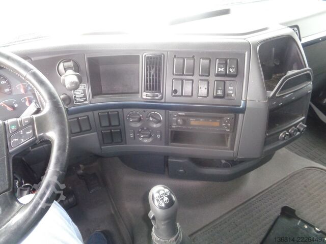 Specijalno vozilo VOLVO FH420 8x4 BB Spitzer Silo 23 cbm VEB EU5