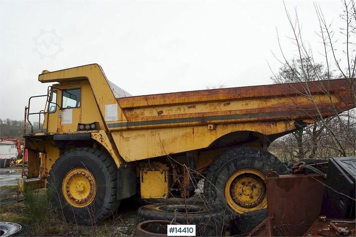 Dumpbil Euclid R60 dump truck w/ NEWLY OVERHAULED ENGINE AND TRAN