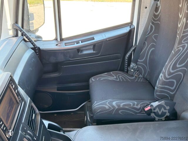 Lastbilchassis IVECO TRAKKER 450 * FAHRGESTELL * 8x4