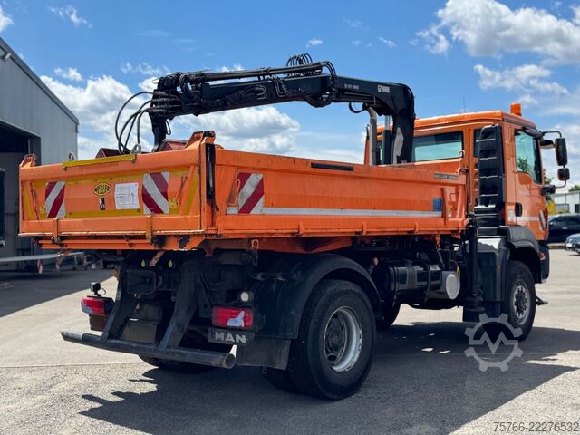 Trijų pusių savivartis sunkvežimis MAN TGM 18.290 / 4 x 4 / KRAN mit FUNK / ANBAUPLATTE