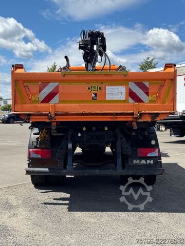 Trijų pusių savivartis sunkvežimis MAN TGM 18.290 / 4 x 4 / KRAN mit FUNK / ANBAUPLATTE