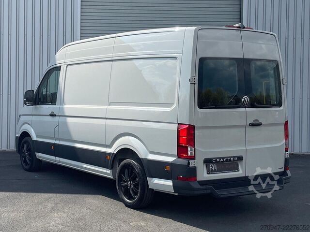 Hög tak skåpbil VOLKSWAGEN Crafter Kasten 35 L3H3 4M NAV LED ACC KAMERA PDC
