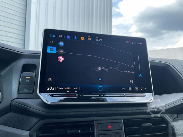 Hög tak skåpbil VOLKSWAGEN Crafter Kasten 35 L3H3 4M NAV LED ACC KAMERA PDC
