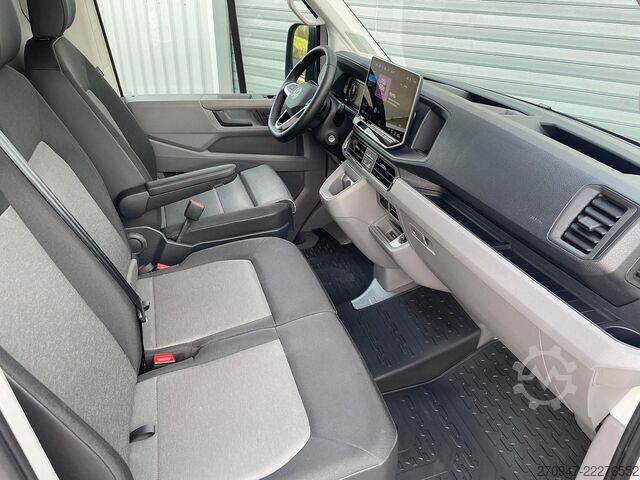 Hög tak skåpbil VOLKSWAGEN Crafter Kasten 35 L3H3 4M NAV LED ACC KAMERA PDC