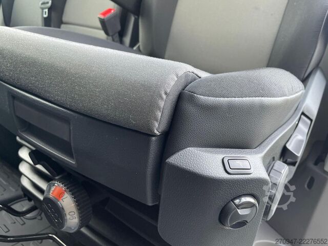 Hög tak skåpbil VOLKSWAGEN Crafter Kasten 35 L3H3 4M NAV LED ACC KAMERA PDC