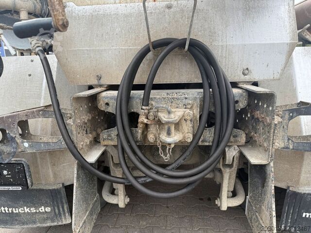 Betono maišyklės sunkvežimis MERCEDES-BENZ AROCS 3340 8x4 Betonmischer Intermix P10C UL