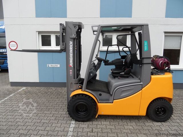 Treibgasstapler Jungheinrich TFG 430s - Freihub - aufgearbeitet - wenig Stunden