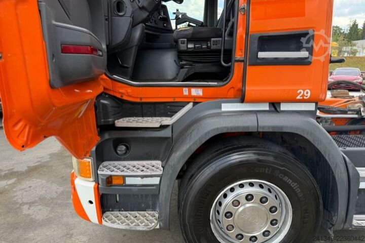 卷臂钩自卸卡车 SCANIA G490 8x2 Hiab 20T