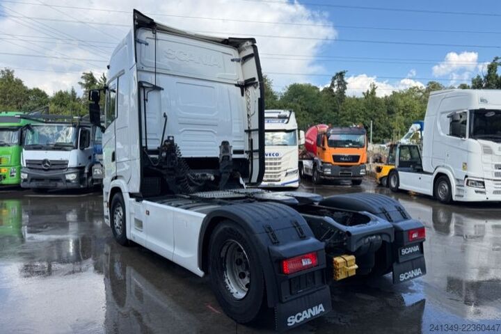 标准牵引车头 SCANIA S450 4x2