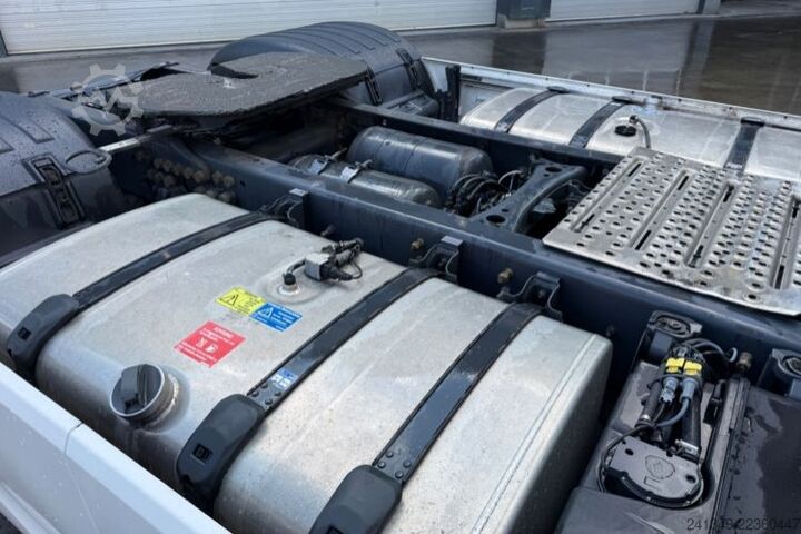 标准牵引车头 SCANIA S450 4x2