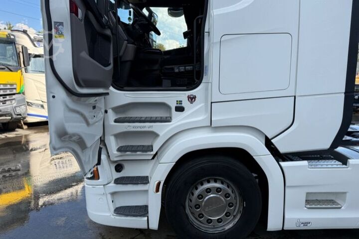 标准牵引车头 SCANIA S450 4x2