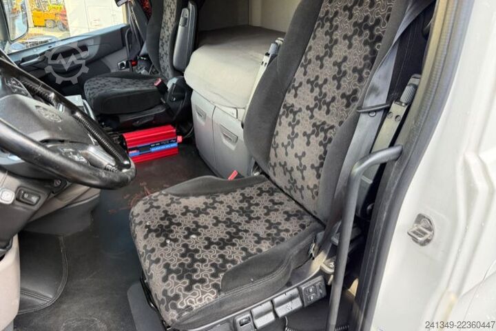 标准牵引车头 SCANIA S450 4x2