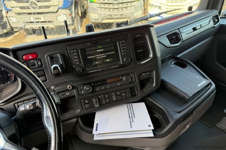 标准牵引车头 SCANIA S450 4x2