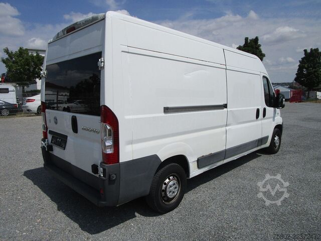Furgoneta de caja alta FIAT Ducato 120 Multijet *Hochdach+3-Sitze*Modell 07*