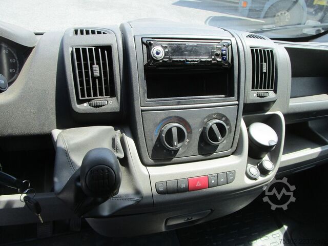 Furgoneta de caja alta FIAT Ducato 120 Multijet *Hochdach+3-Sitze*Modell 07*
