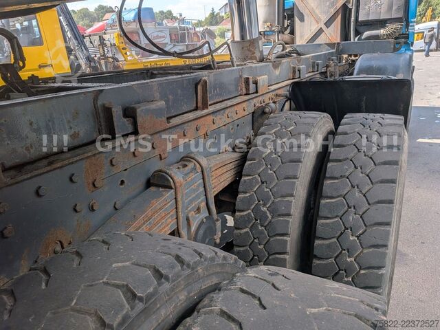 Tre-sidet tipbil MERCEDES-BENZ Actros 4143 / V6 / Blatt - Blatt / Retarder
