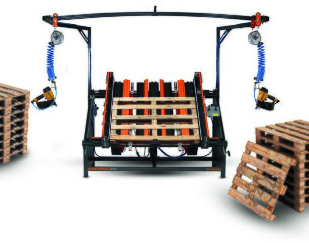 آلة نصف أوتوماتيكية لتسمير المنصات Pneumatico PT-2800