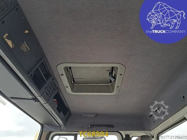 Șasiu cu cabină Volvo FLC