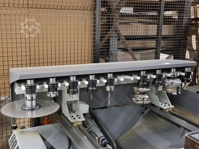 Machining centar sa 5 osovina BIESSE ROVER A 1343 ATS