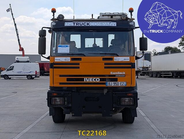 Transport af containere Iveco EuroTech