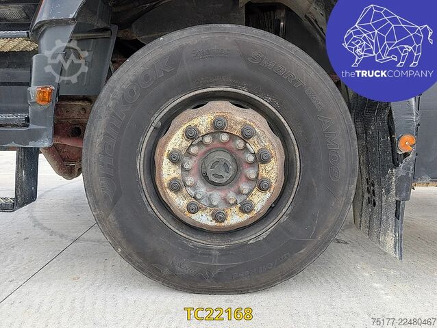 Transport af containere Iveco EuroTech