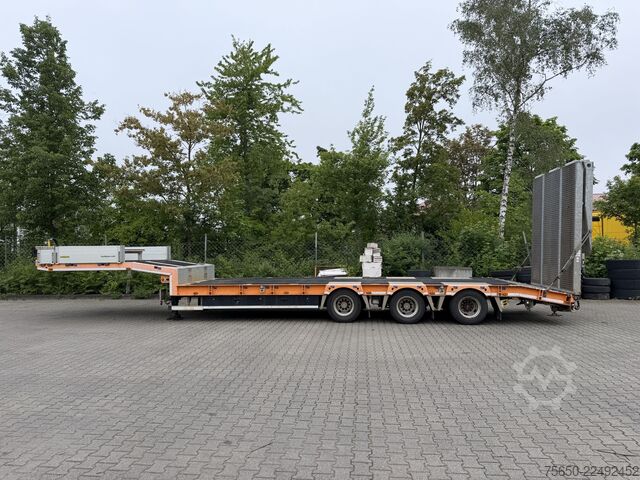 Zema profila puspiekabe Humbaur HTS30  3 Achs Satteltieflader, neuwertig
