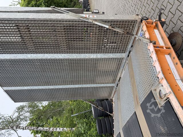 Zema profila puspiekabe Humbaur HTS30  3 Achs Satteltieflader, neuwertig