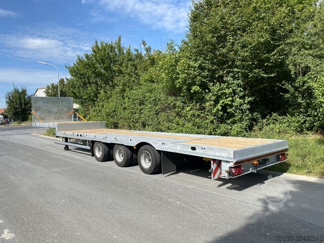 Trailer terbuka Möslein ST 3-Plato 9,4  3 Achs Satteltieflader Plato 45 t GGfür Fertigteile, Baumaschinen oder Container