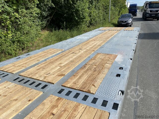 Trailer terbuka Möslein ST 3-Plato 9,4  3 Achs Satteltieflader Plato 45 t GGfür Fertigteile, Baumaschinen oder Container