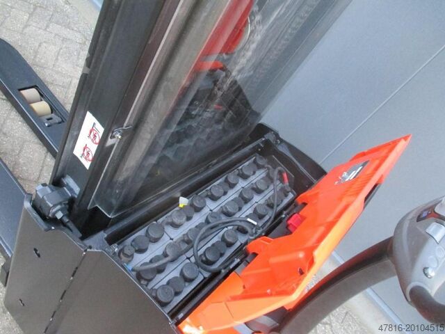 Pallet stacker TOYOTA SWE 120L