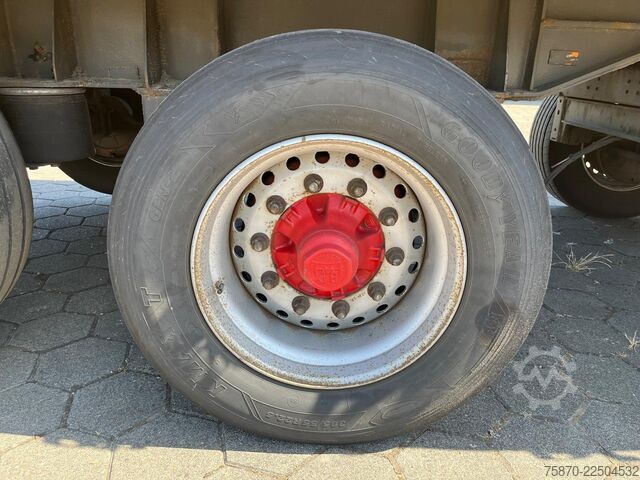 Sliding tarpaulins Van Hool SCHUIFZEIL 3 ASSEN kooiaap aansluiting