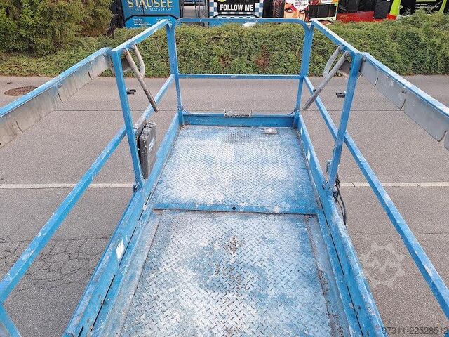 Scissor lift Haulotte COMPACT 12 DX